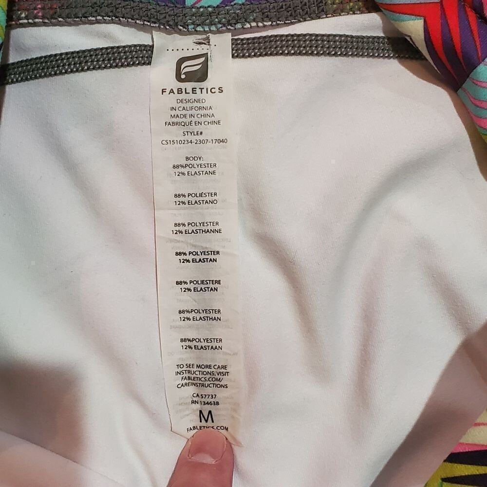 Fabletics Lima Capri Max-Compression Colorful Leggings, Size Medium- - Picture 5 of 12